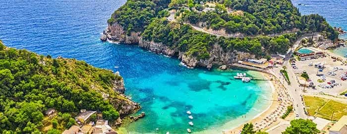 Czy warto jechać na Korfu w październiku? Sprawdzamy to już teraz!