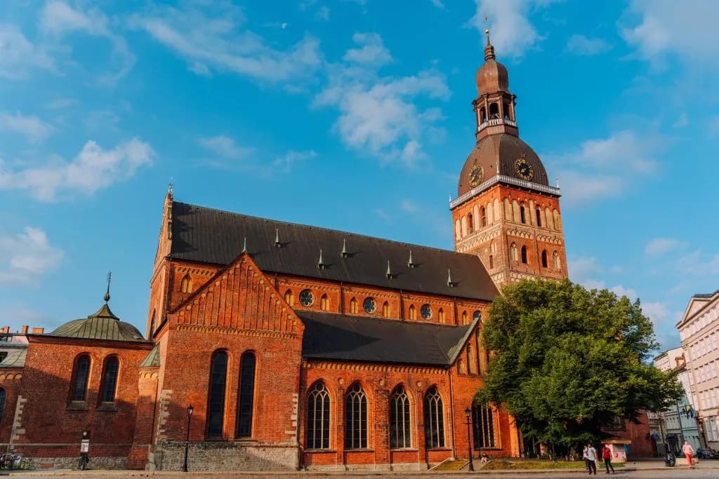 Ryga na weekend: Fascynujący plan zwiedzania stolicy Łotwy