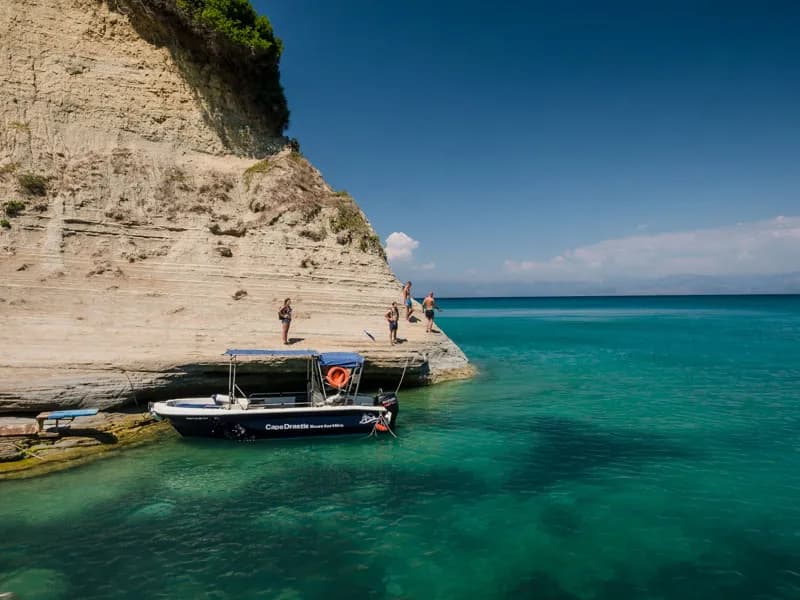Korfu samochodem: 5 najlepszych atrakcji i praktyczne porady