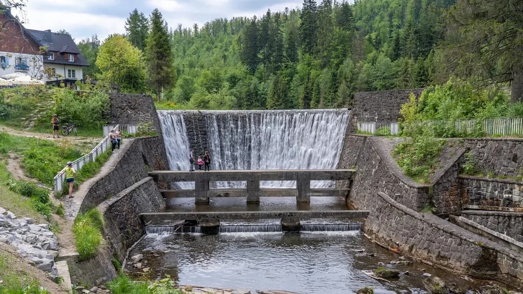 Najlepsze atrakcje w Wisła Czarne, które musisz zobaczyć w okolicy