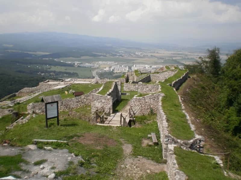 Zwoleń atrakcje: odkryj ukryte skarby i niezapomniane miejsca