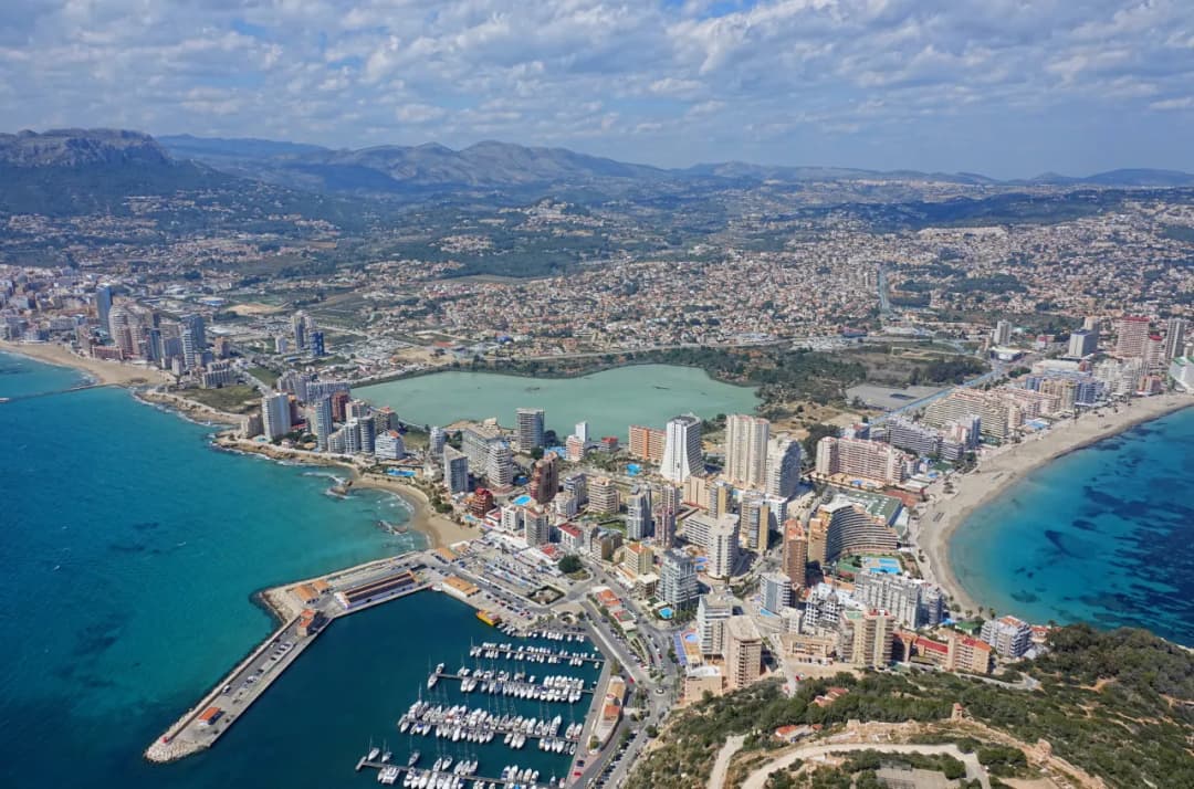 Calp w prowincji Alicante - najpiękniejsze atrakcje na Costa Blanca