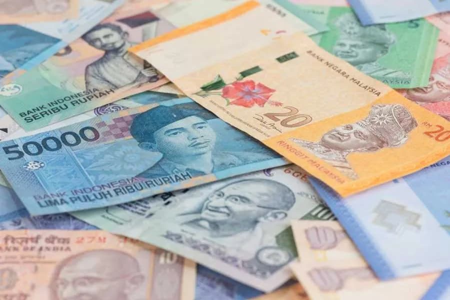 Oficjalna waluta Malezji 2025: poznaj ringgita malezyjskiego i jego kurs
