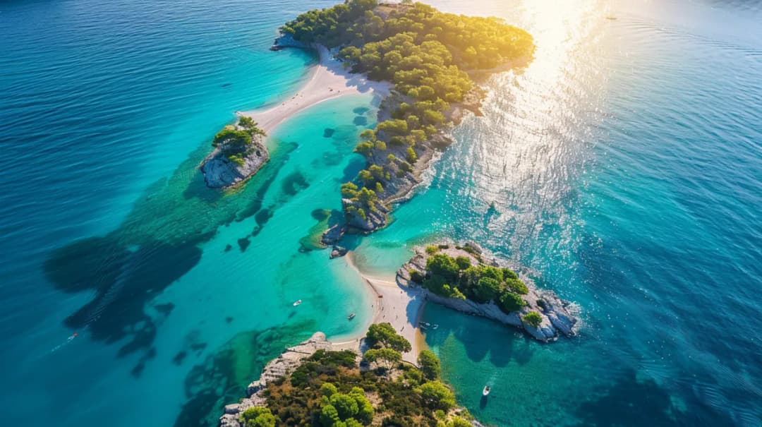 Albania plaże Ksamil: Dlaczego warto odwiedzić plaże Ksamil w Albanii?