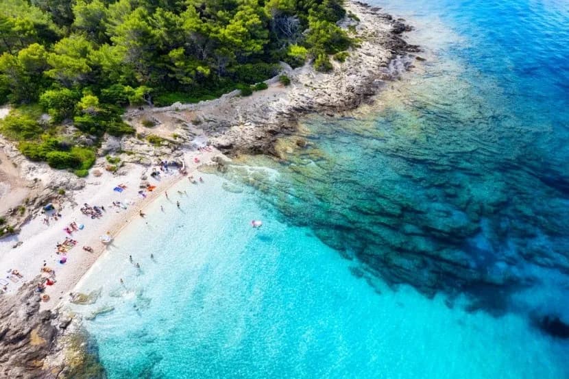 Najlepsze plaże w Splicie Chorwacja - Wybór 2023