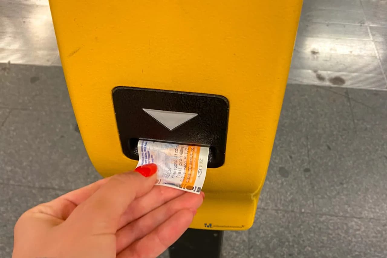 Ile kosztują bilety na metro w Pradze? Aktualne ceny i informacje