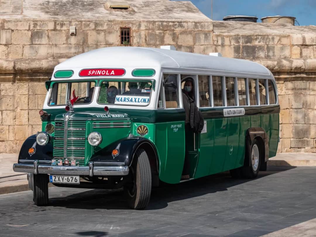 Komunikacja na Malcie - Autobusy, Tramwaje, Metro, Promy, Bilety