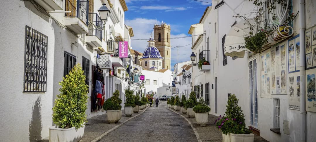 Altea w prowincji Alicante Hiszpania - magiczne miasteczko na Costa Blanca