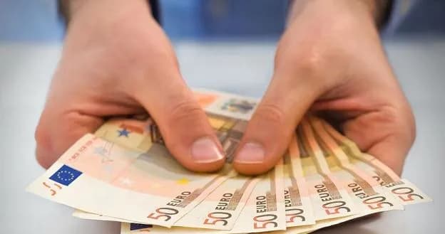 Jaka waluta w Czarnogórze - praktyczne wskazówki dla turystów