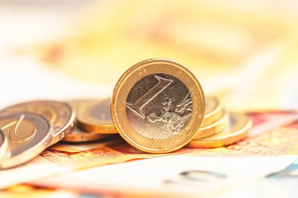 Poznaj jaką walutę stosują w Hiszpanii: niezbędne informacje dla turystów